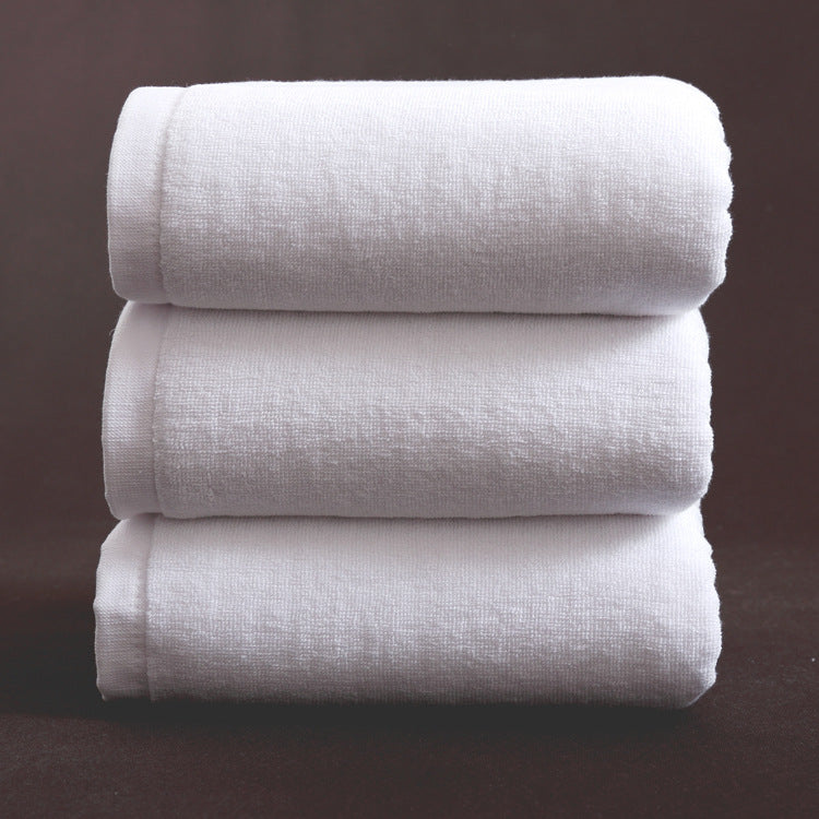 Increased Water-absorbing White Bath Towel